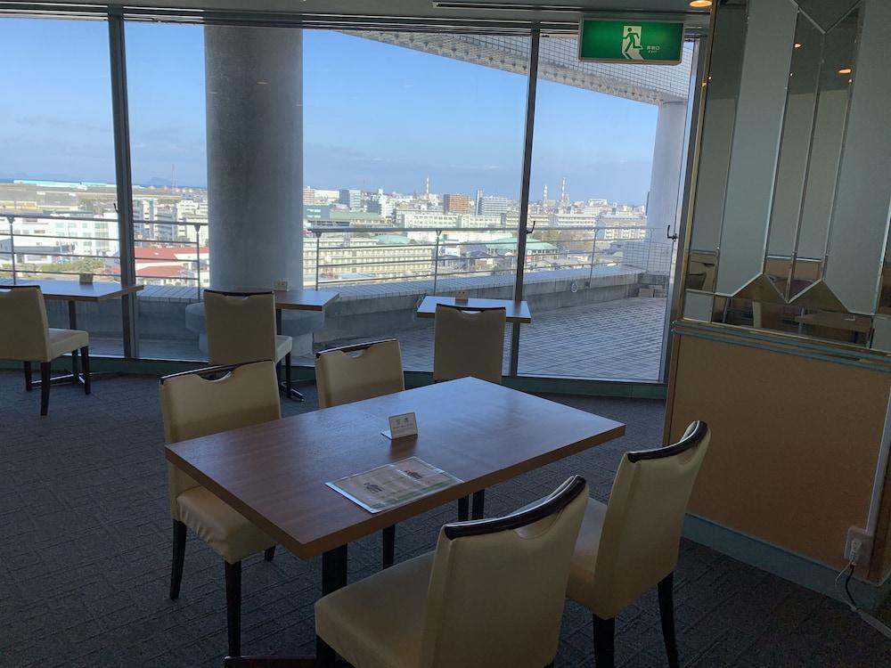Rihga Royal Hotel Niihama Luaran gambar
